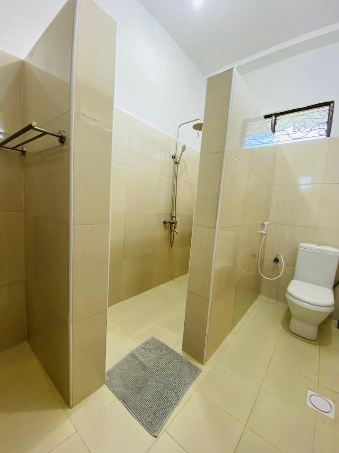 Habibis Bottle House Bed & Breakfast Nungwi Ngoại thất bức ảnh